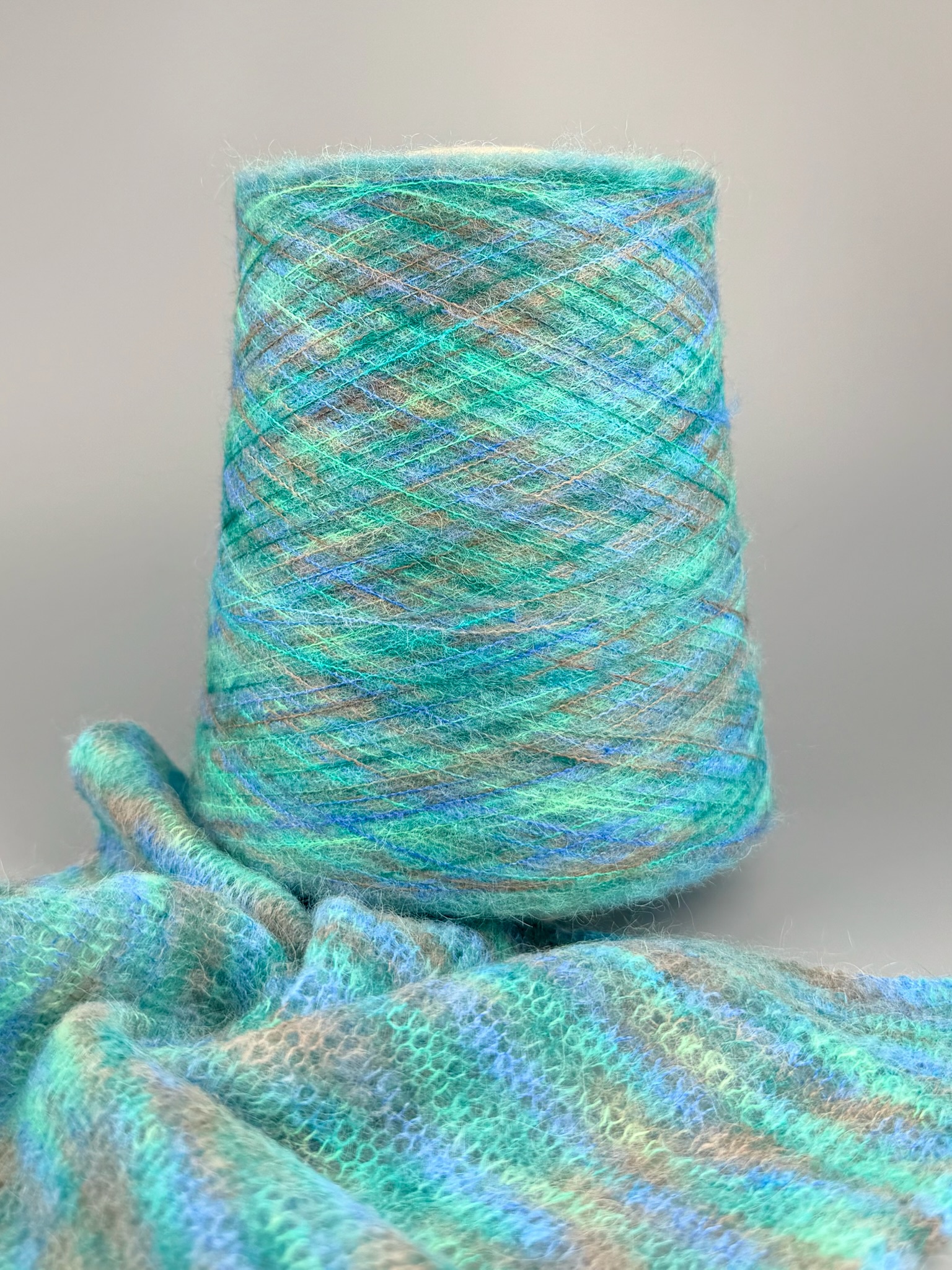 Zimpfer Wolle Selezione Art. Soriano Nm 1/15 – Fil en alpaga baby col. Vert d’eau 08 photo 3